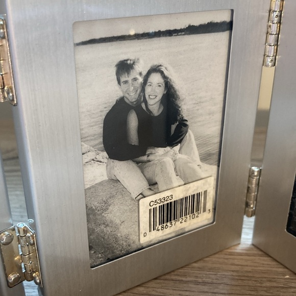 Byrnes of Boston accordion 5 frames folding brushed silver - Picture 5 of 15